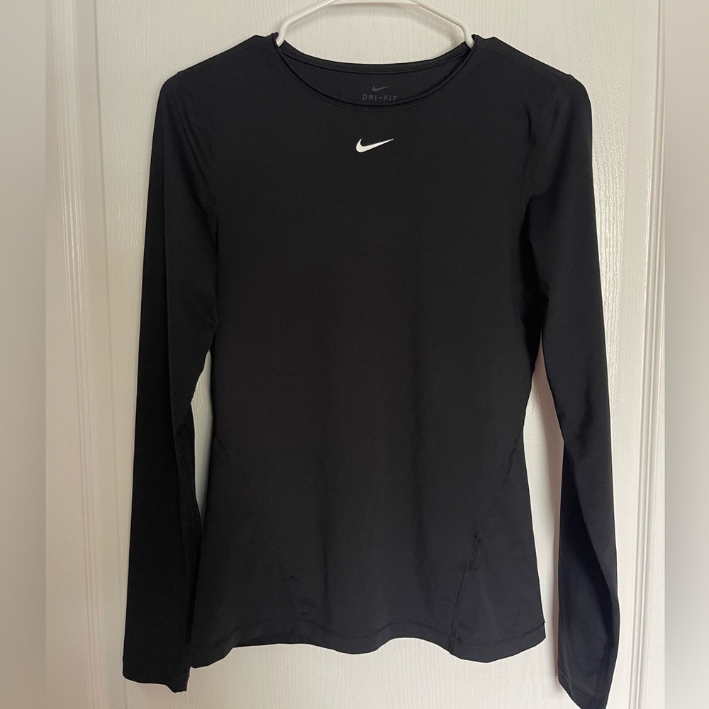 Nike Black Fitted Long Sleeve Tee